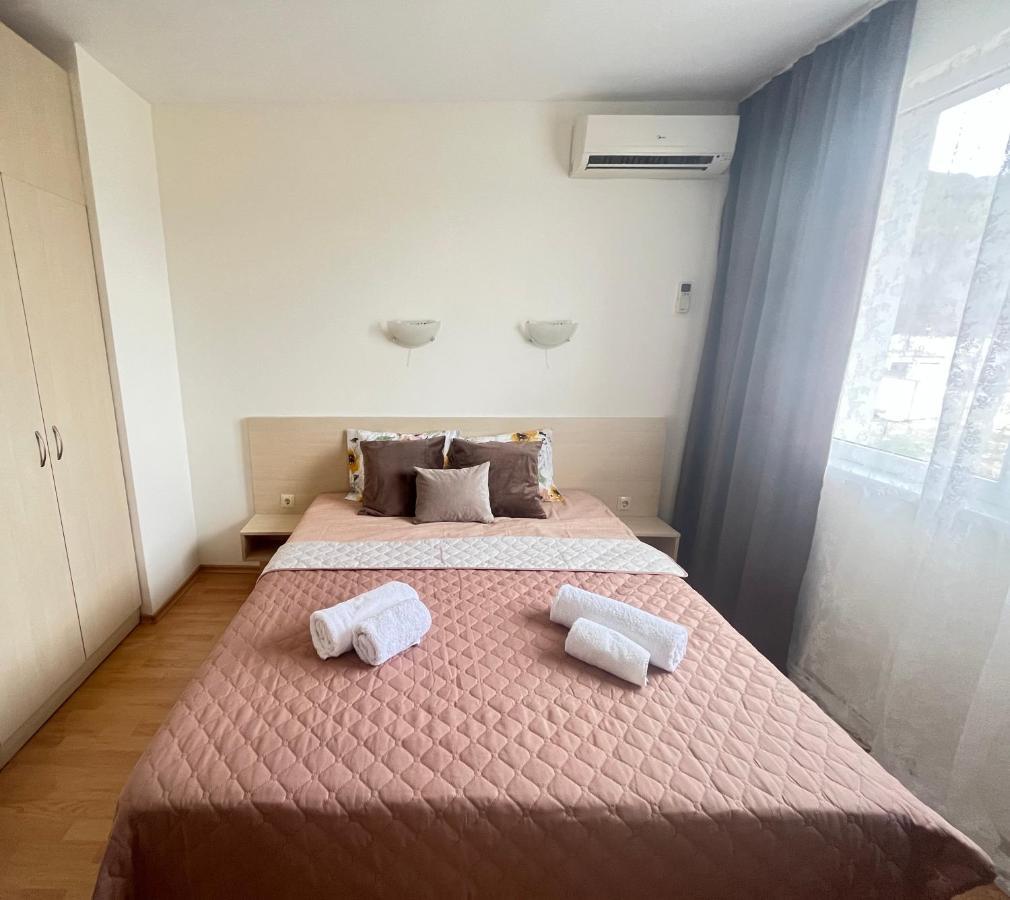 Апартаменты Harmony Hills Poseidon Рогачево Экстерьер фото