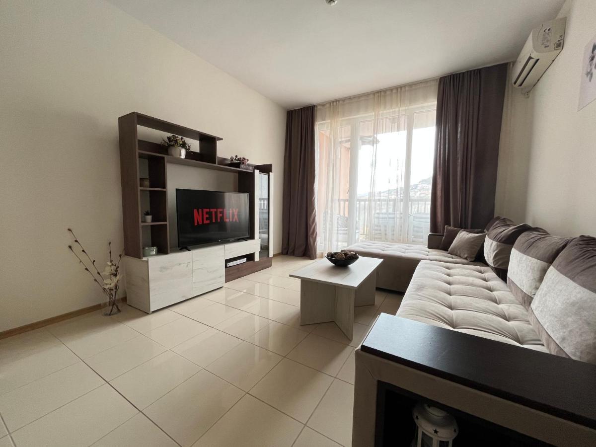 Апартаменты Harmony Hills Poseidon Рогачево Экстерьер фото